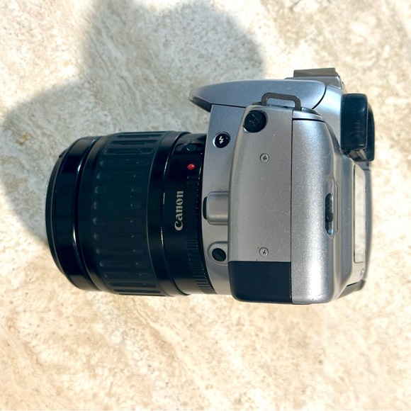 🌈 Beautiful Canon EOS Rebel Ti 35mm Camera - Picture 5 of 9